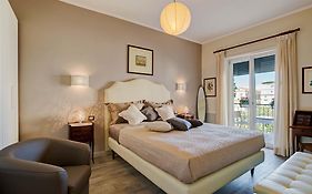 Maryrosy Sorrento Apartment